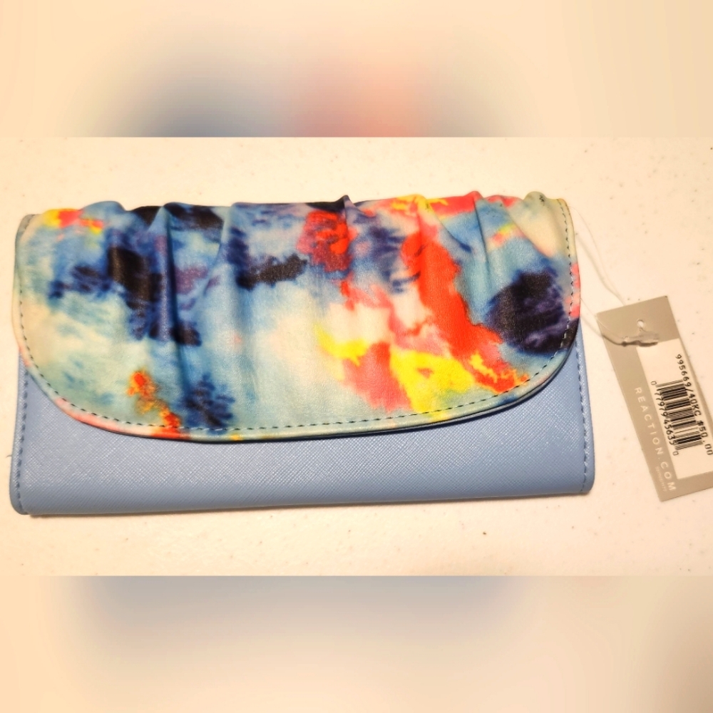 Kenneth Cole Reaction Powder Blue with Watercolor Flap Wallet NWT
